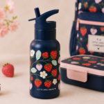 A Little Lovely Company Παιδικό Ανοξείδωτο Παγούρι Θερμός Strawberries 350ml Με Καλαμάκι - Image 4